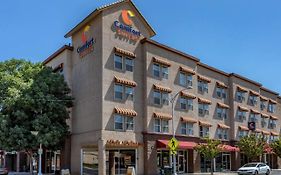 Comfort Suites Visalia